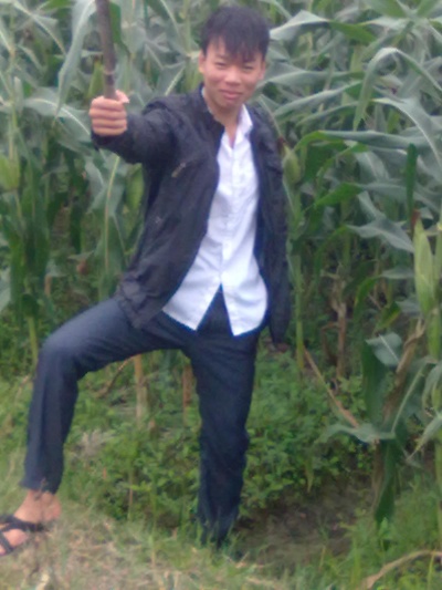 12a Thpt tạ uy&ecirc;n